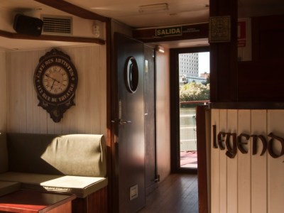 a room that has a sign on a wall